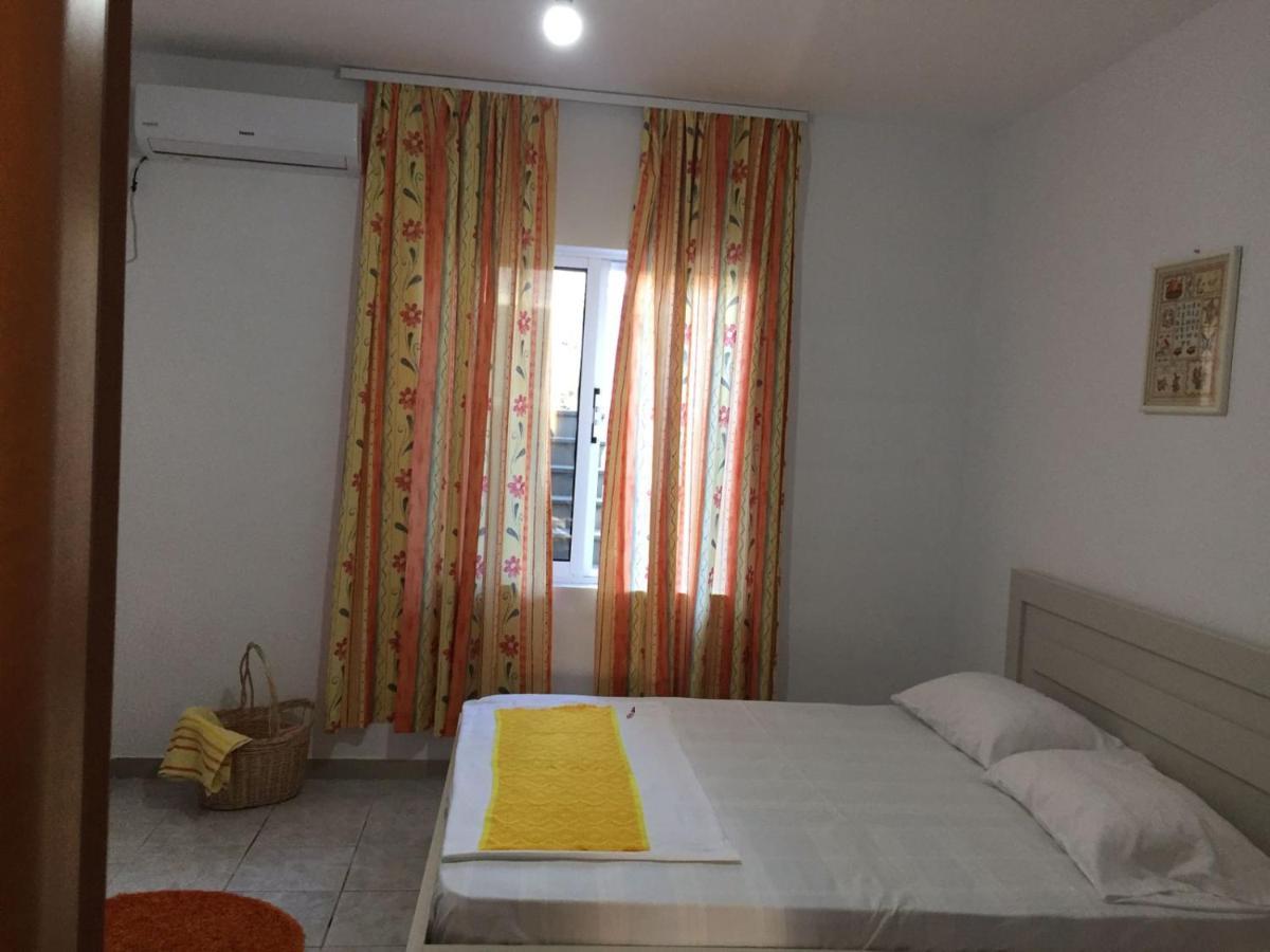 Cosyy House Apartment Vlore Luaran gambar